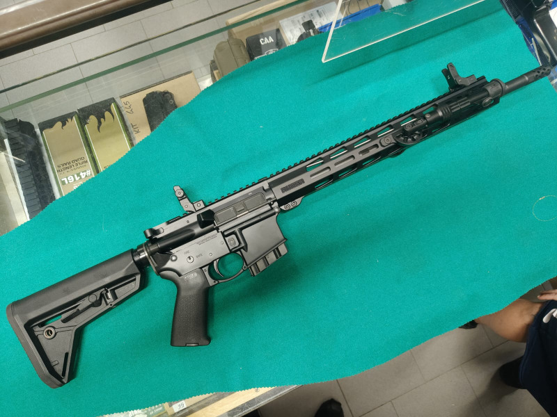 Ruger carabina semiauto. usata mod. SR-556 MPR canna 18